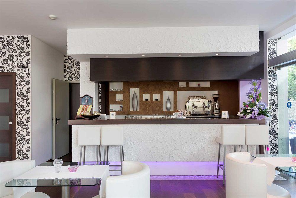 Medi Garden Hotel&Residence 알바아드리안티카 외부 사진