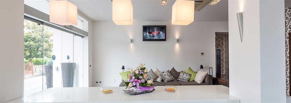 Medi Garden Hotel&Residence 알바아드리안티카 외부 사진