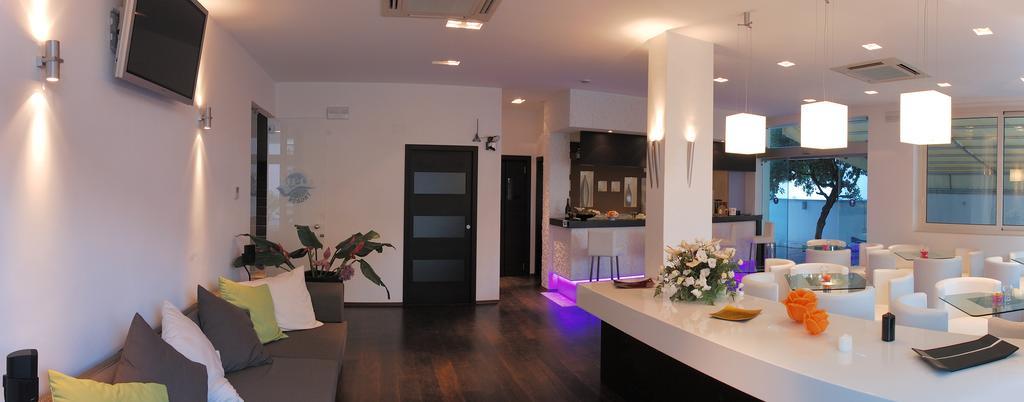 Medi Garden Hotel&Residence 알바아드리안티카 외부 사진