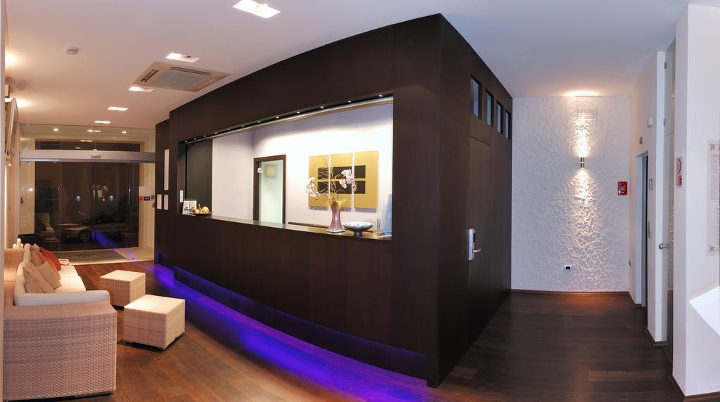 Medi Garden Hotel&Residence 알바아드리안티카 외부 사진
