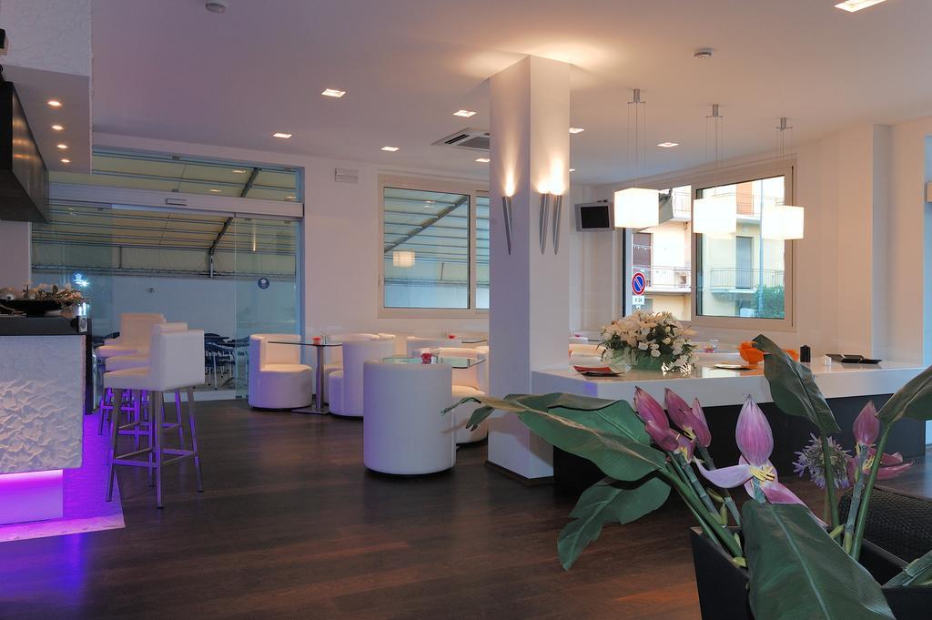 Medi Garden Hotel&Residence 알바아드리안티카 외부 사진